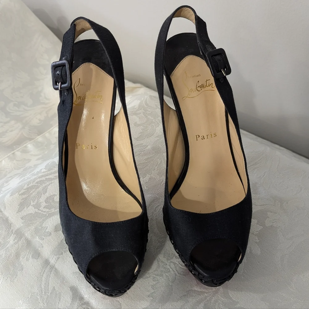 Christian Louboutin Peep Toe Slingbacks Size 38 red and black slingback
